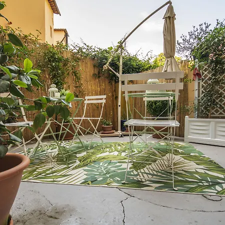 La Lu Cozy Bed & Breakfast
